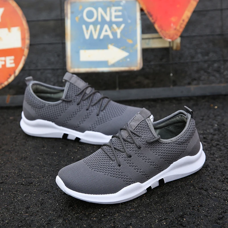 2019 Spring summer Men's mesh Fly Knit Casual Sneakers running Man New Fashion Light Breathable Comfortable lace up Shoes 2019 Spring summer Men's mesh Fly Knit Casual Sneakers running Man New Fashion Light Breathable Comfortable lace up Shoes