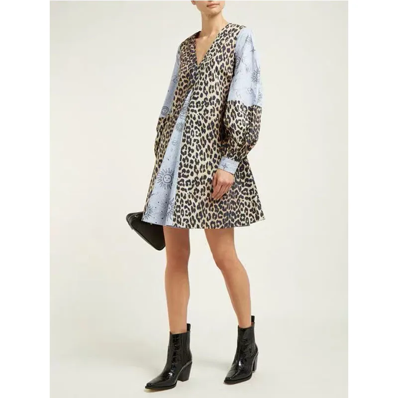 

2019 autumn and winter new leopard color matching V-neck long-sleeved dress