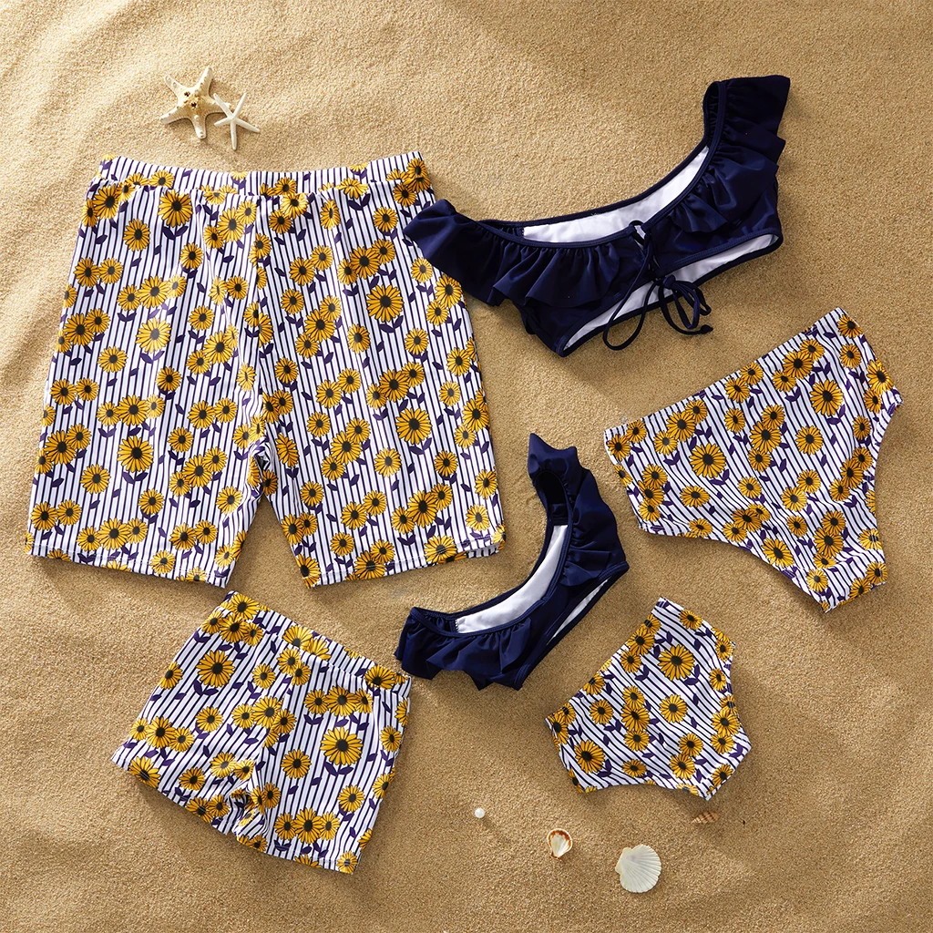 PatPat/Летний семейный купальник в полоску с ромашками; Повседневная Удобная одежда с цветочным принтом для маленьких девочек и мальчиков
