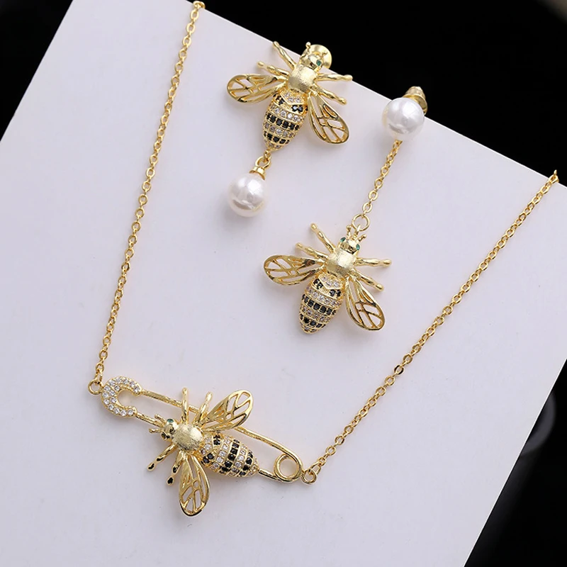 

Queen Lotus New High Quality Honeybee Shape Pearl Necklace+Earrings Jewelry Sets For Women For Party