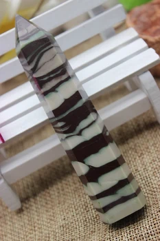 

86 grams of natural quartz crystal healing magic wand point