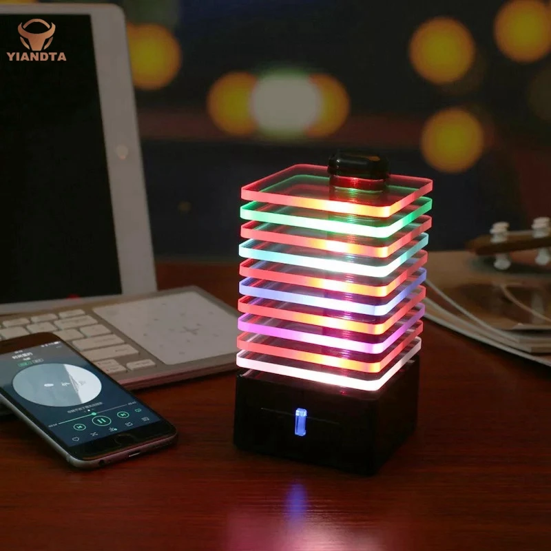 

2019 newest Wireless Bluetooth Speaker 7 Colors LED Colorful Multifunction Floor Speaker Wireless Hands-free Speaker