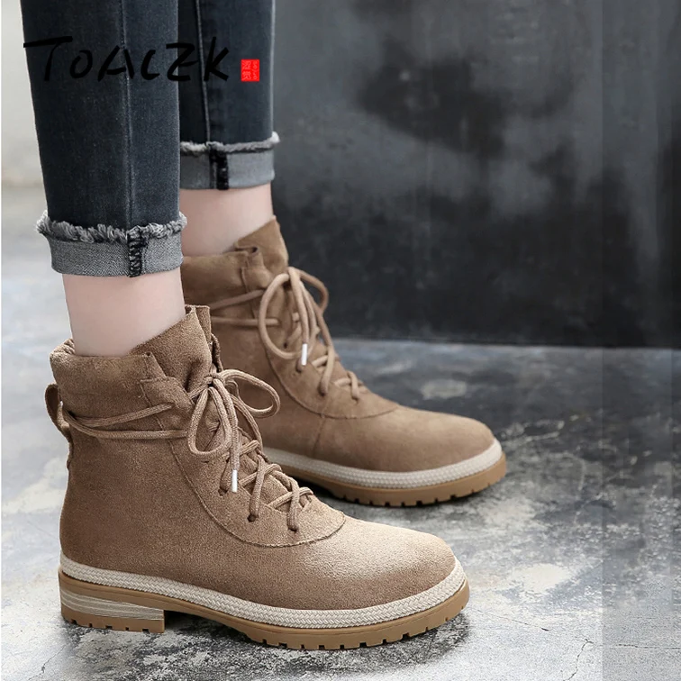 

Martin boots female British wind short boots autumn and winter new short tube flat boots thin feet women's shoes