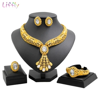 

Fashion Charm Women Gold Jewelry Sets Crystal Big Necklace Ring Earrings New Year Prom Party Fine Accessories Jewellery