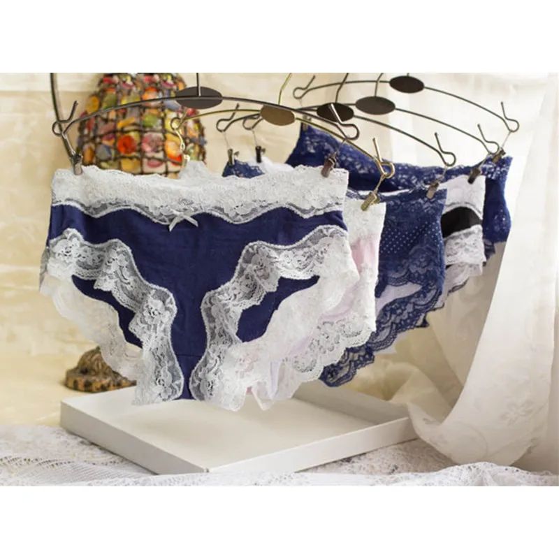 

Ladies underwear woman panties fancy lace calcinha renda sexy panties for women traceless crotch of cotton briefs S,M,L,XL