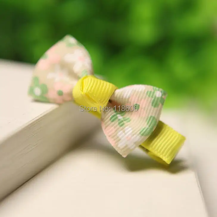 small toddler hairbow3.jpg