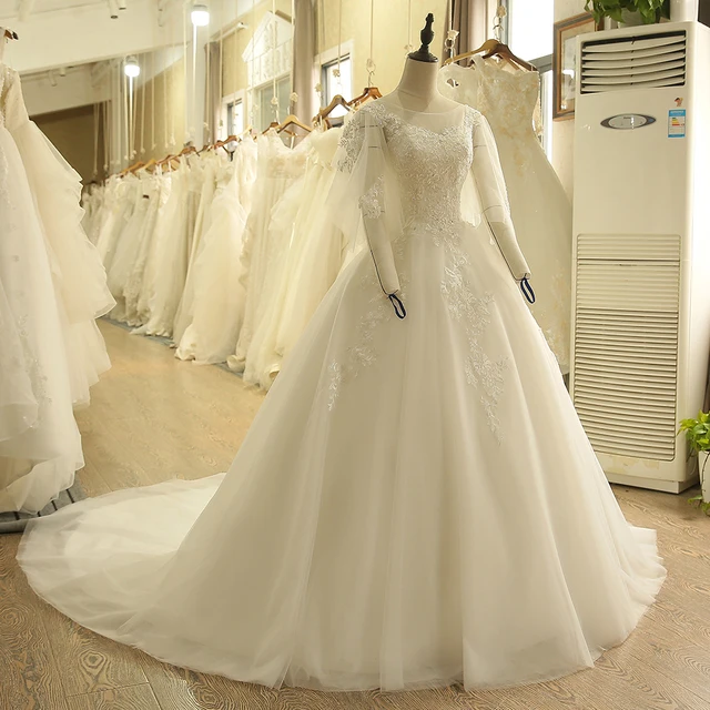 SL-9006 Sheer Neckline Puffy Half Sleeve Bridal Gown Lace Beads Wedding Dresses 2018 3