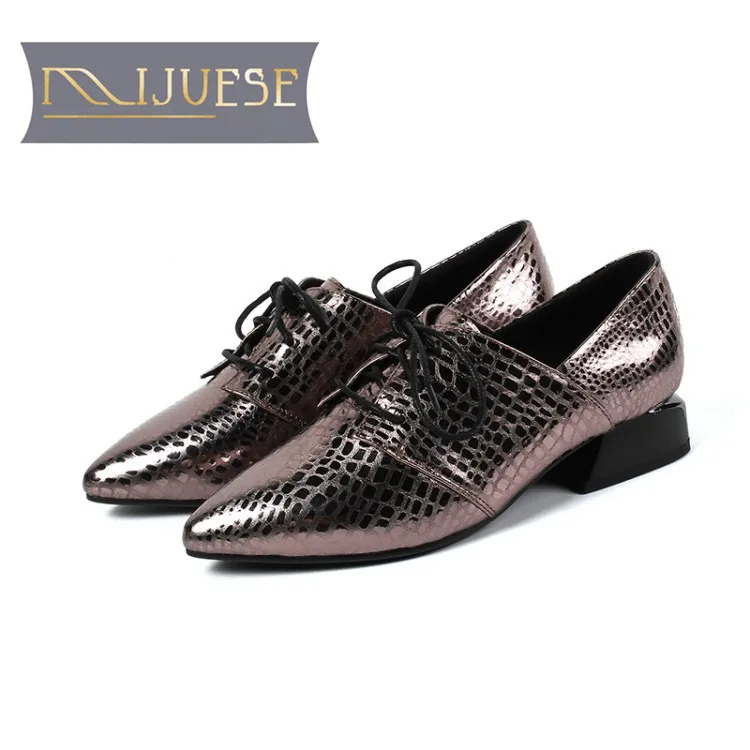 

MLJUESE 2018 women flats gun color cow leather lace up pointed toe vintage flats spring comfortable loafers women size 34-40