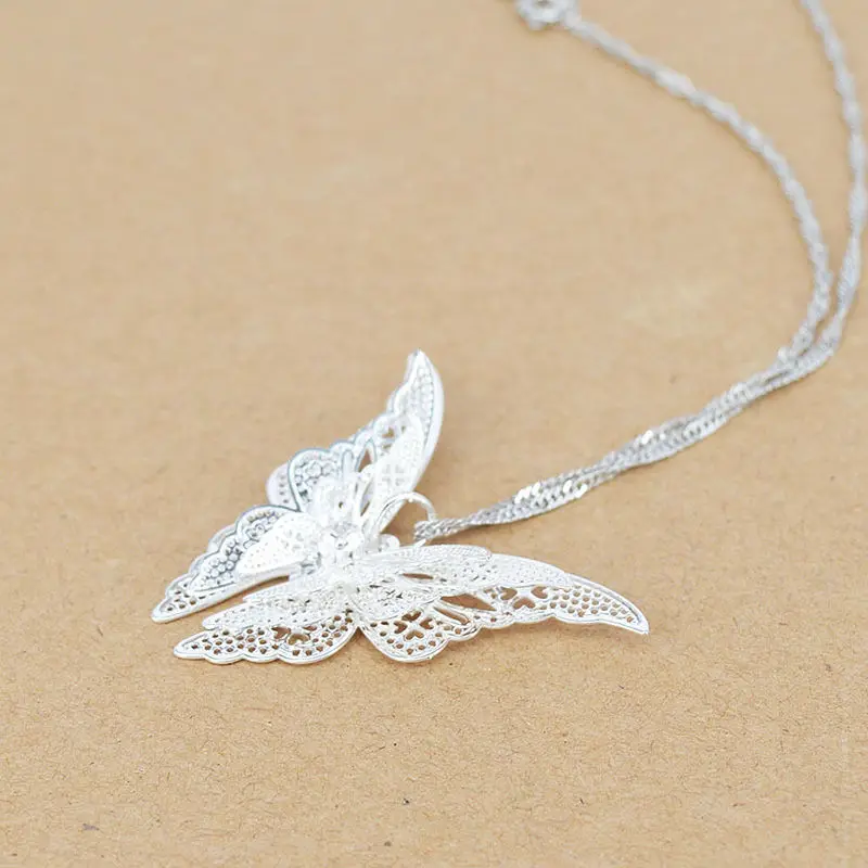 Silver Plated Luxury Crystal 3D Hollow Butterfly Necklace Pendant Fashion Charm Lady DIY Necklace Bracelet Jewelry Pendants