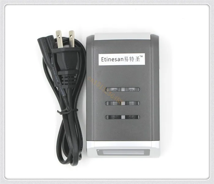 4-Ports-AA-AAA-rechargeable-battery-charger-4-tank-4-slots-charger-can-charge-Ni-MH