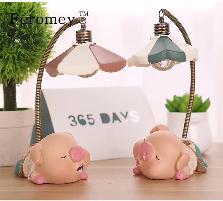 

Kawaii Pink Pig Action Figure LED Night Light Toys Japanese Cute Pig Resin LED Night Light Figures Toy Children Birthday Gift