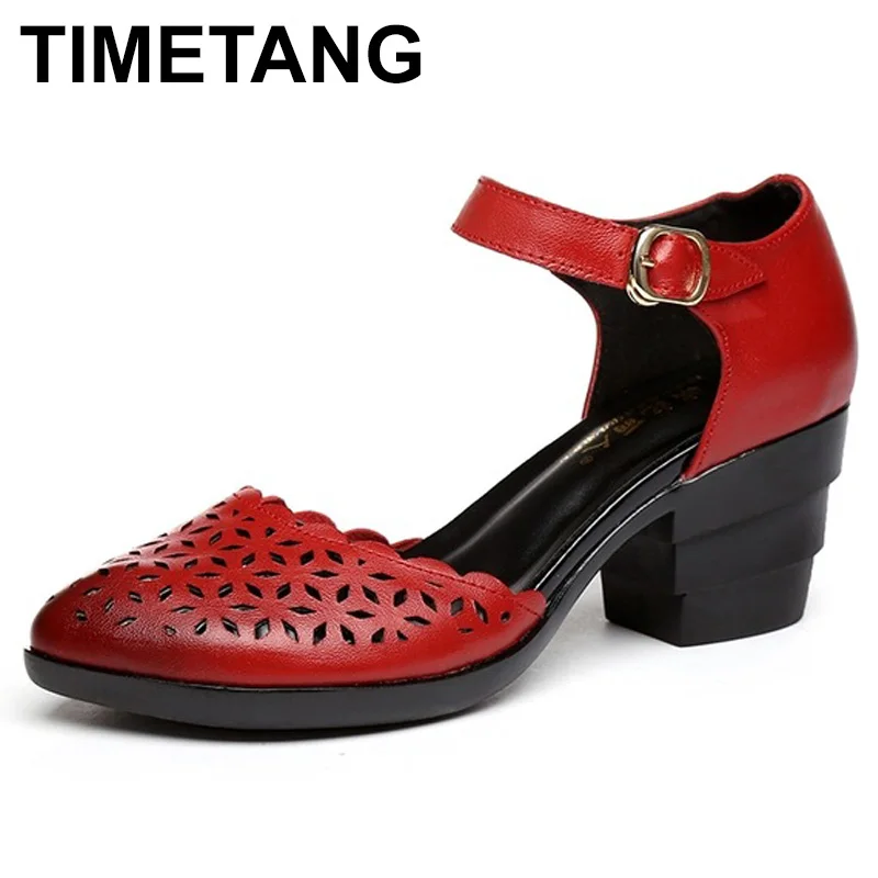 shoes with covered toes