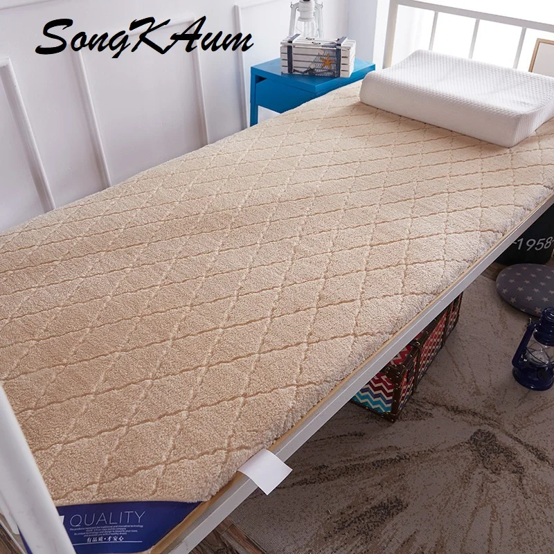 SongKAum New Style Classic Design High Resilience Memory Bedroom Furniture Student Suede Wireless Quilting Mattress