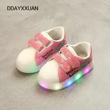 2018 New Spring Autumn Childrens Sneakers Lovely Cat Kids Shoes With LED Light Casual Shoes Girls Boys Glowing Sports Shoes