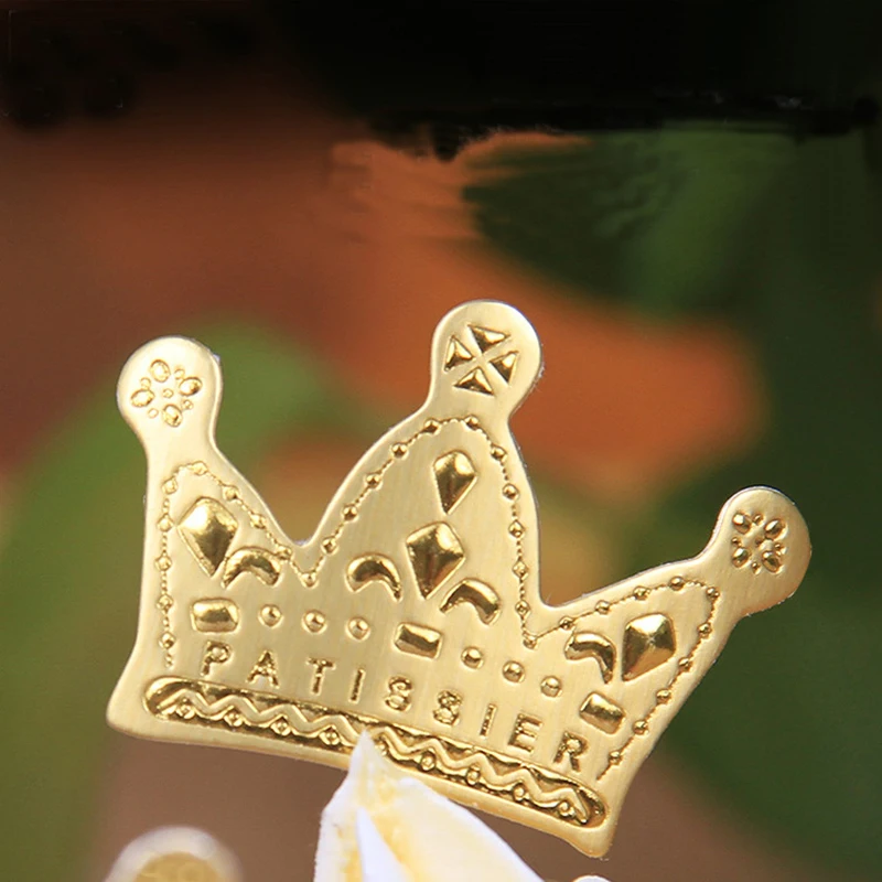 100-Pcs-2-Packs-Gold-Princess-Crown-Cake-Topper-Favors-Party-Cupcake-Picks-Baby-Shower-Wedding (5)