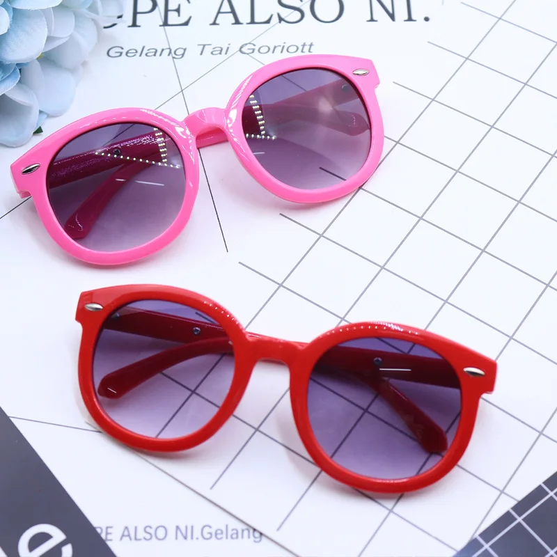 Модные брендовые солнечные очки для детей, детские черные рисовые солнцезащитные очки для ногтей, анти-УФ, детские солнцезащитные очки, затененные очки для девочек и мальчиков