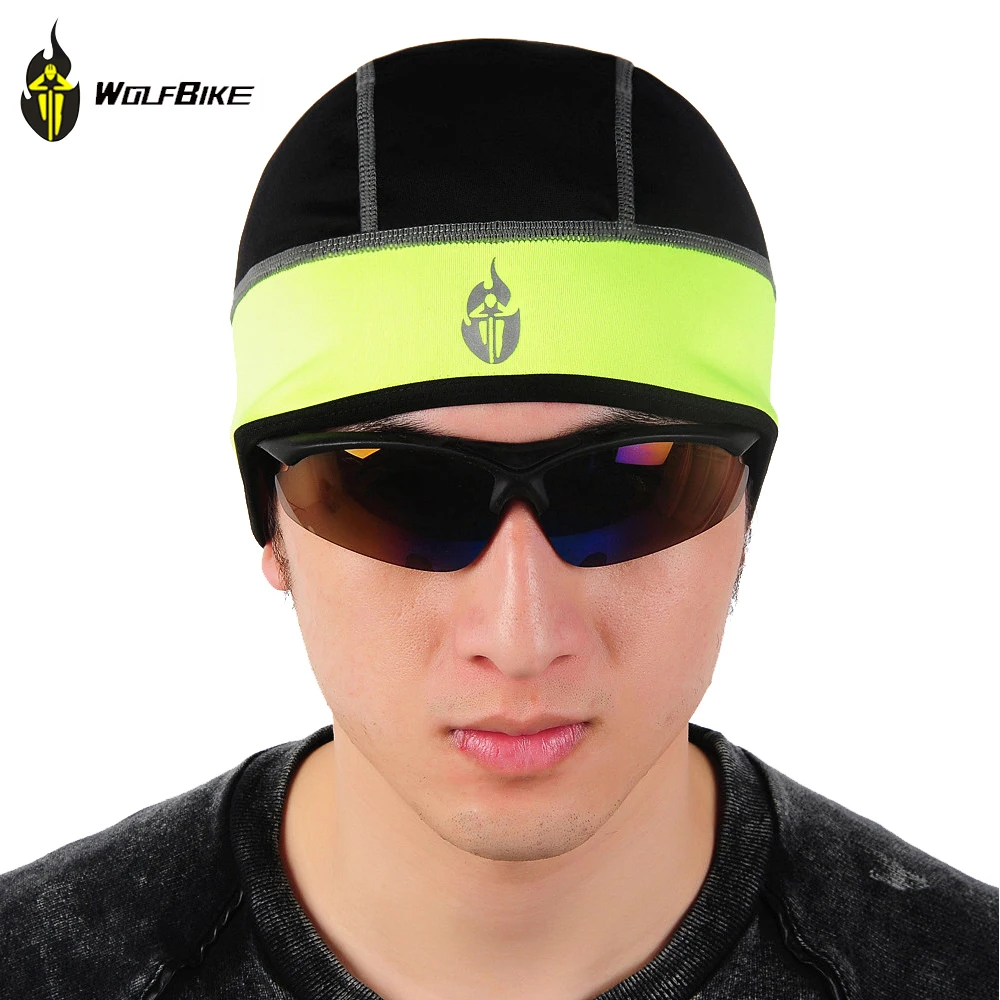 

WOLFBIKE Cycling Cap Men Winter Fleece Cycling Hat Warmer,Windproof Bike Cap Black & Green Bicycle Cap for Running