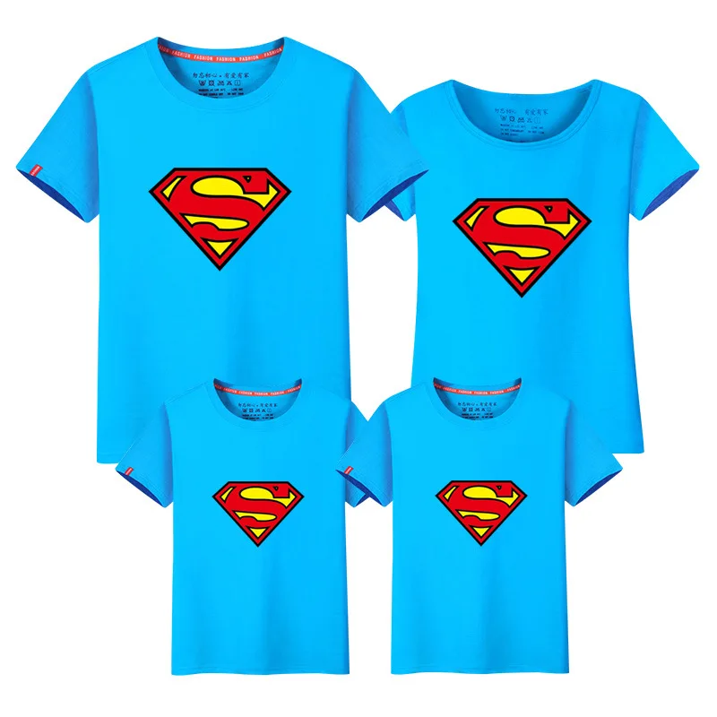 Одинаковые комплекты для семьи летняя футболка с короткими рукавами верхняя одежда хлопок Супермен мать отец сын дочь Платья для женщин