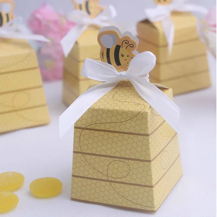 

100pcs Cartoon Honeybee Favour Box Laser Cut Wedding Sweets Favor Candy Gifts Boxes Box