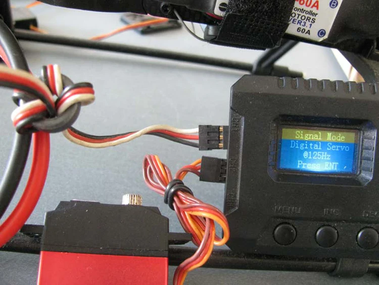 Многофункциональный ЖК-тестер сервопривода для моделирования цифрового робота сервопривода/приемника/ESC/гироскопа тестирование 2-6S липо программируемый
