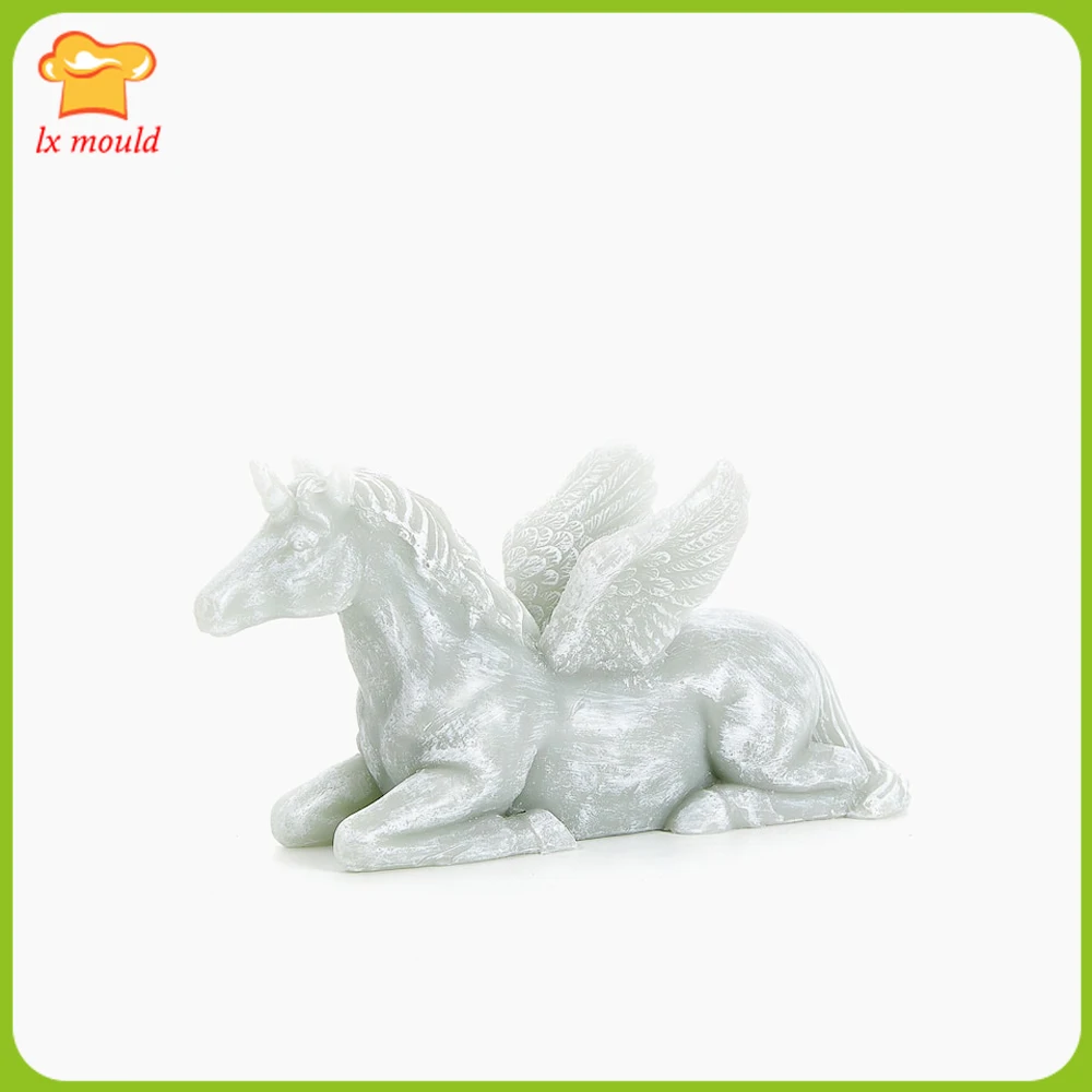 

2019 exclusive new LXYY MOULD unicorn candle soap silicone mold horse