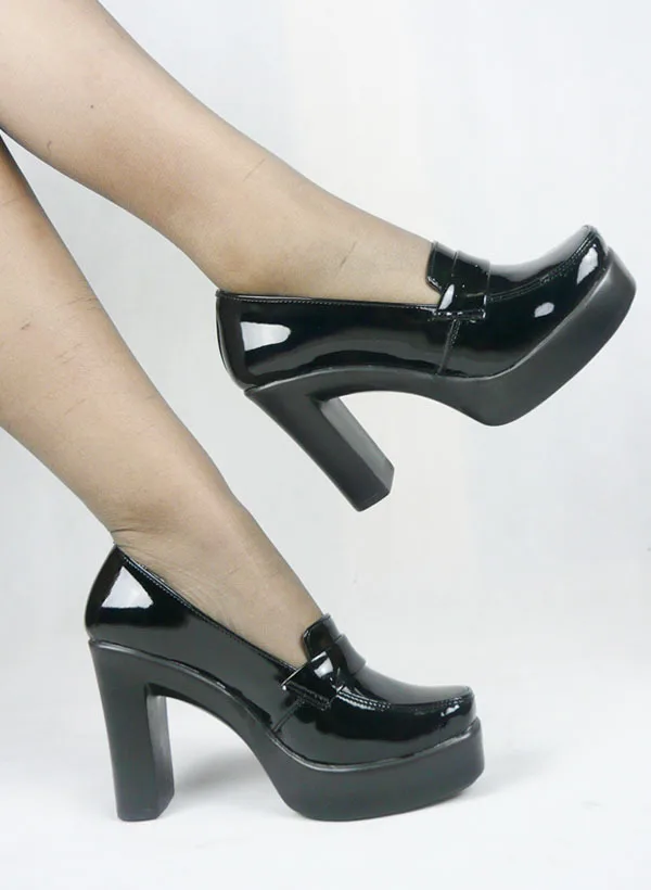 cream school shoes