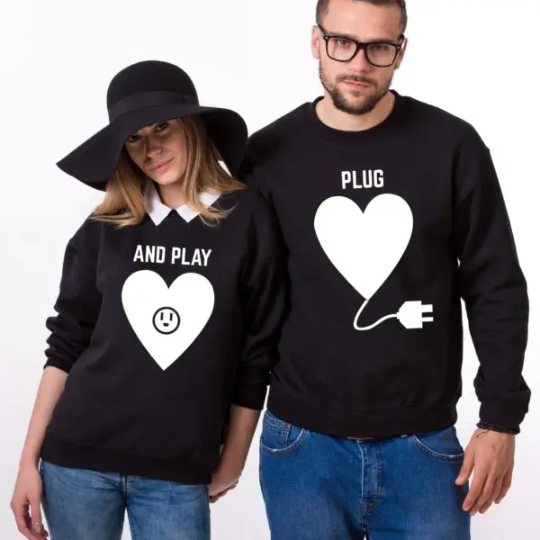 plug-and-play-sweatshirts-blackwhite-600x600