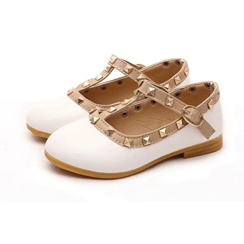 

Hot Children Princess Flat Shoes Children Girls Rivets Single Shoes Kids Leather Shoes Girls Shoes