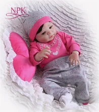NPK Boneca 22 polegada 57 centímetros bebes Renascer Baby Dolls presentes Brinquedos Boneca de Vinil Silicone Renascer Bebe completo bonito plamates rosa para As Meninas