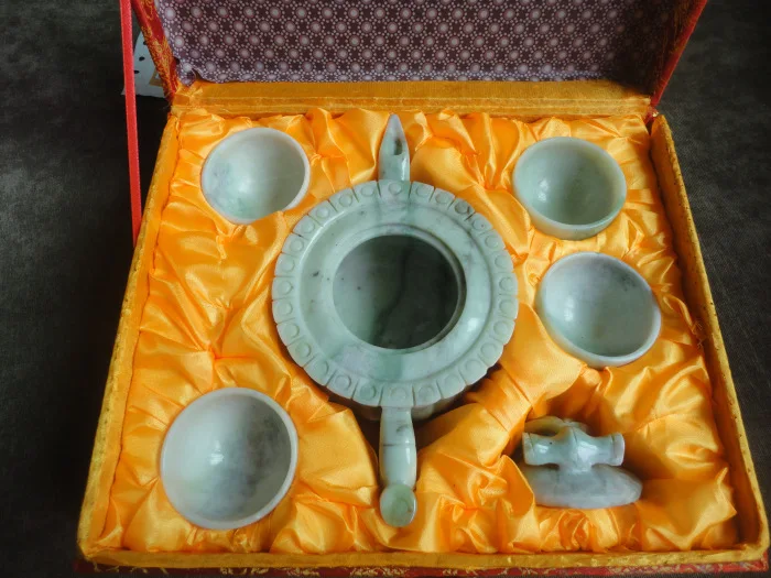 Jade teapot wine set Natural Lantian jade festival high rise tea set Delivery gift box jade crafts