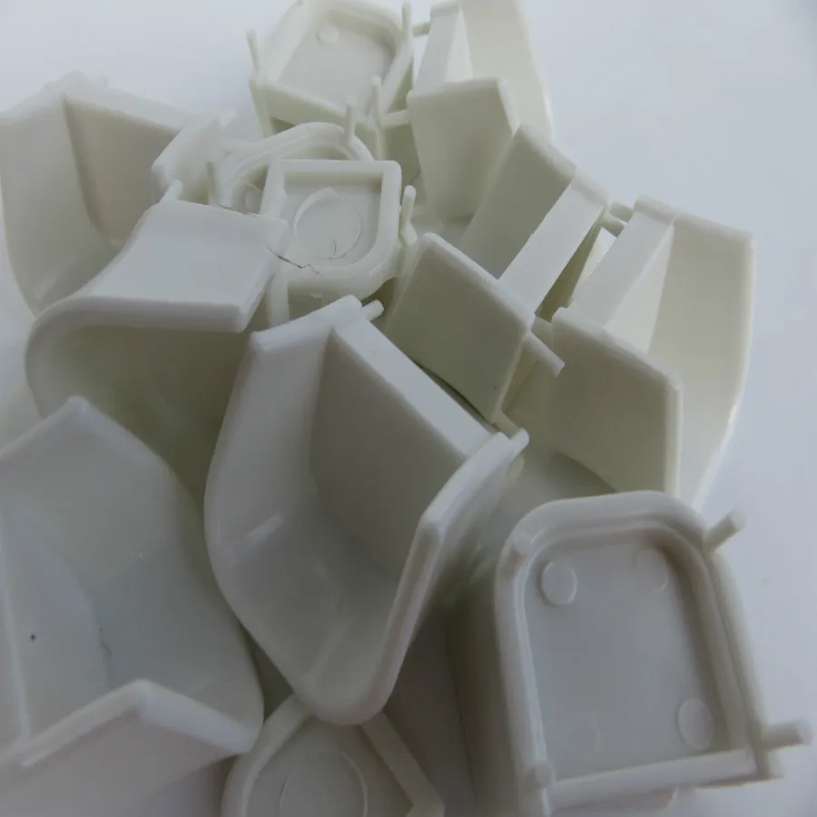 scale sofa white plastic furniture (8)