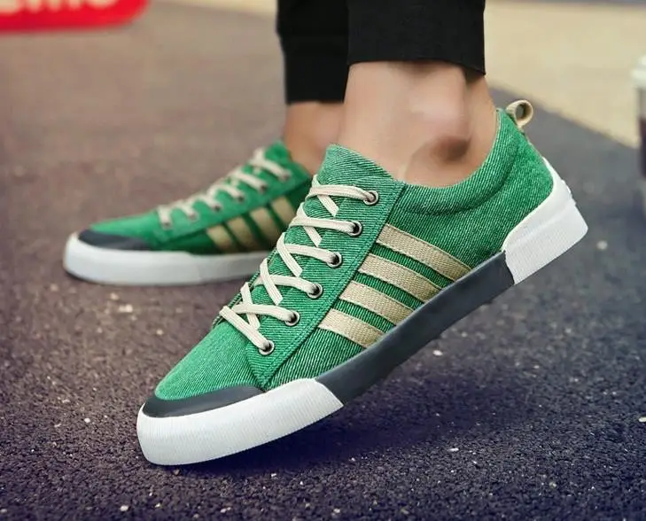 

Green men's autumn shoes personality canvas shoes Korean version of the single breathable wild trend