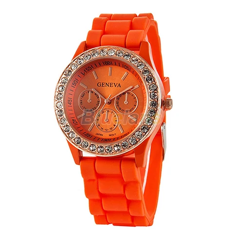 Новинка года. Брендовые женские часы Geneva в винтажном стиле с золотыми кристаллами. Женские Стразы аналог с силиконовым ремешком. Кварцевые наручные часы - Цвет: orange