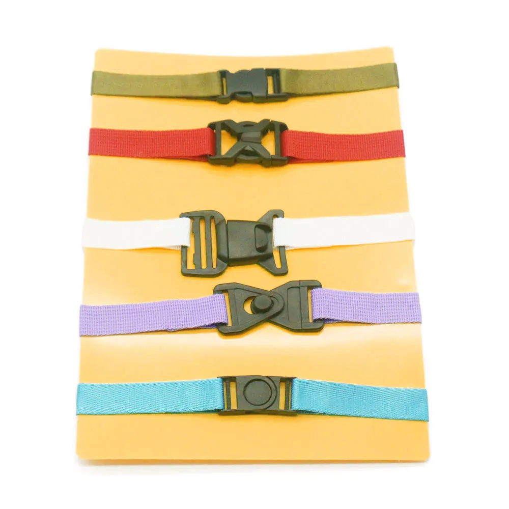 

Plastic Safety Buckle Material Montessori Practical Life Toys For Children Preschool Learning Aids Juguetes Montessori MC1944H