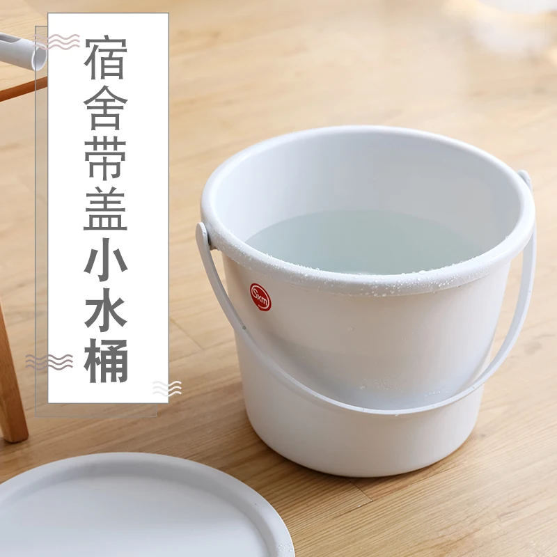 

Not applicable European style Buckets Water storage bucket with lid Can be filled with boiling water Plastic cleaning container
