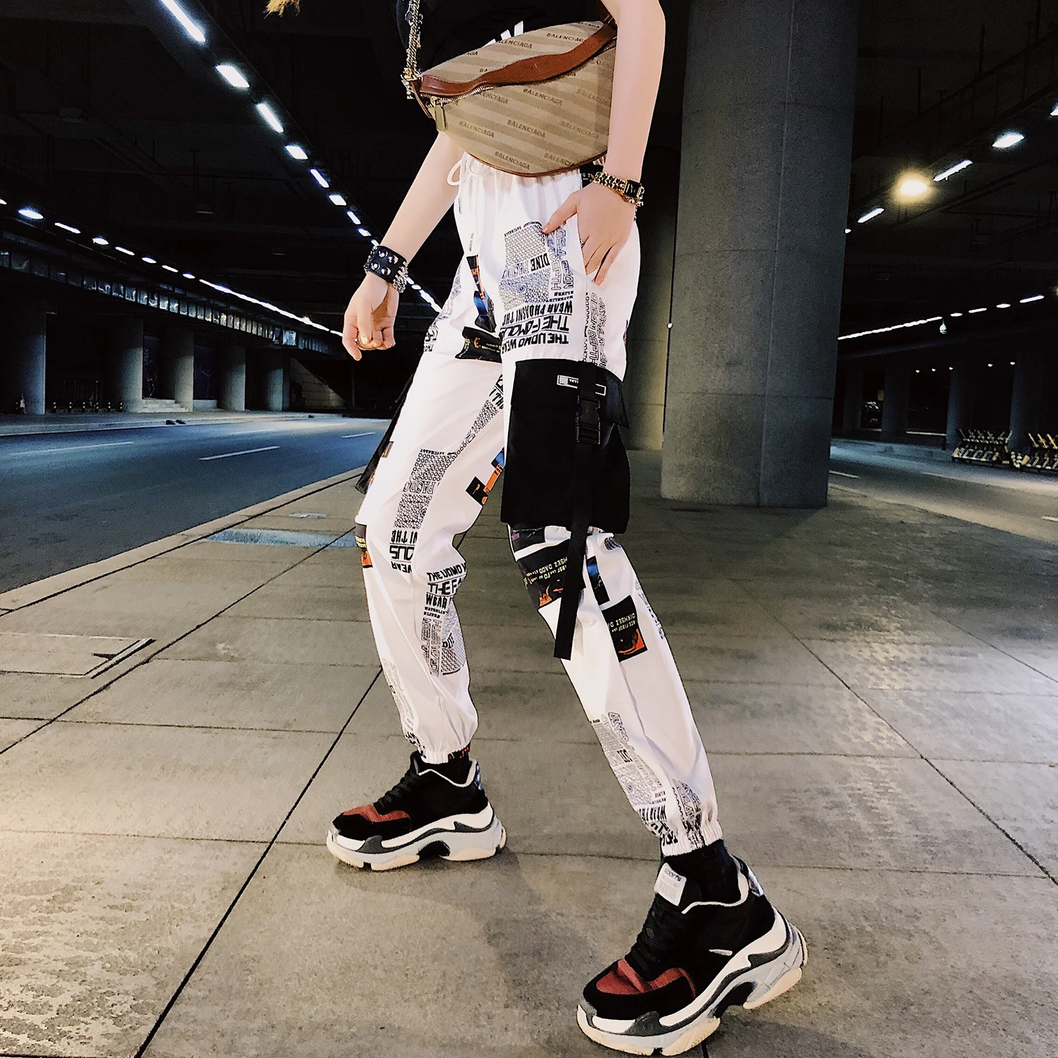 Fashion Women Harem Pants Cargo Pants Loose Printed Letters Hip Hop pants Female Side Pocket Patchwork Pants Summer Casual Pants