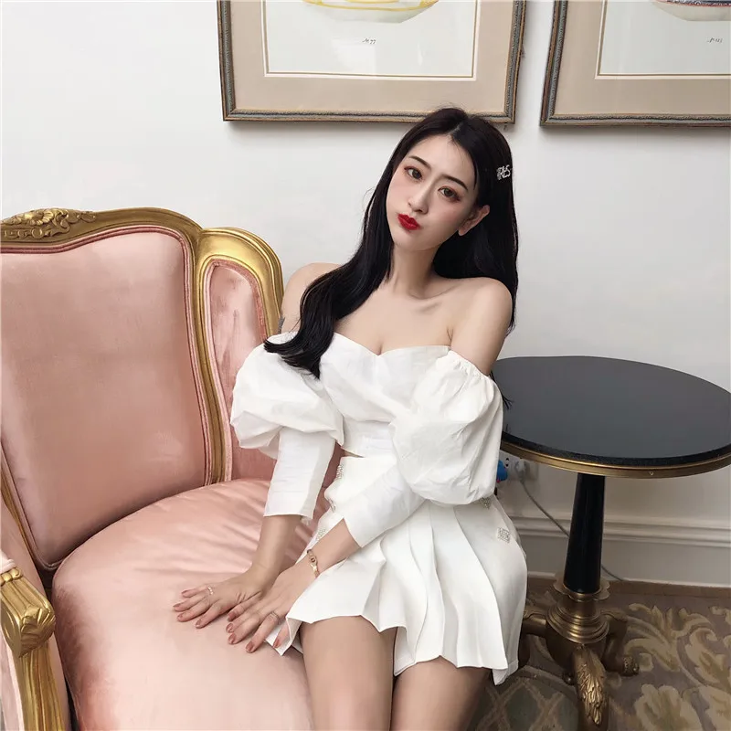 

2019 Brand New Women Fashion Blouse Off Shoulder Puff Sleeve Sexy Crop Top Ladies White Shirt Summer Blouse Chemise Blusa