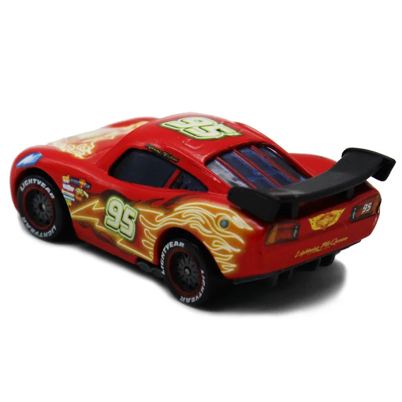 Disney машинок пиксара и с рисунками из мультфильма «Тачки 2 № 95 Lightning Mcqueen цветной рисунок Литье металла сплава игрушечный автомобиль модель для детей 1:55 бренд подарок детям на