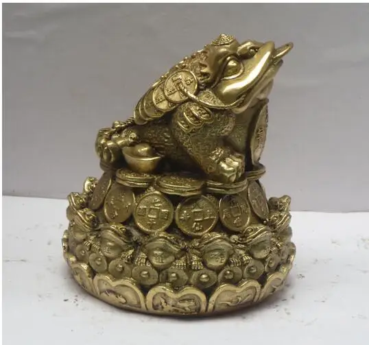 

Metal crafts Chinese brass Carved Coin Toad Statue, Home Decoration Feng Shui Metal Frog Scupture crafts Copper sculpture home