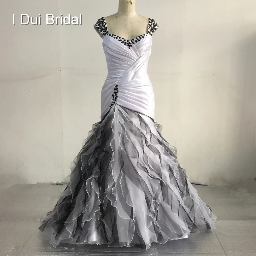 

Black White Wedding Dresses Real Photo New Collection Strapless Sweetheart Neck A line Draped Layer