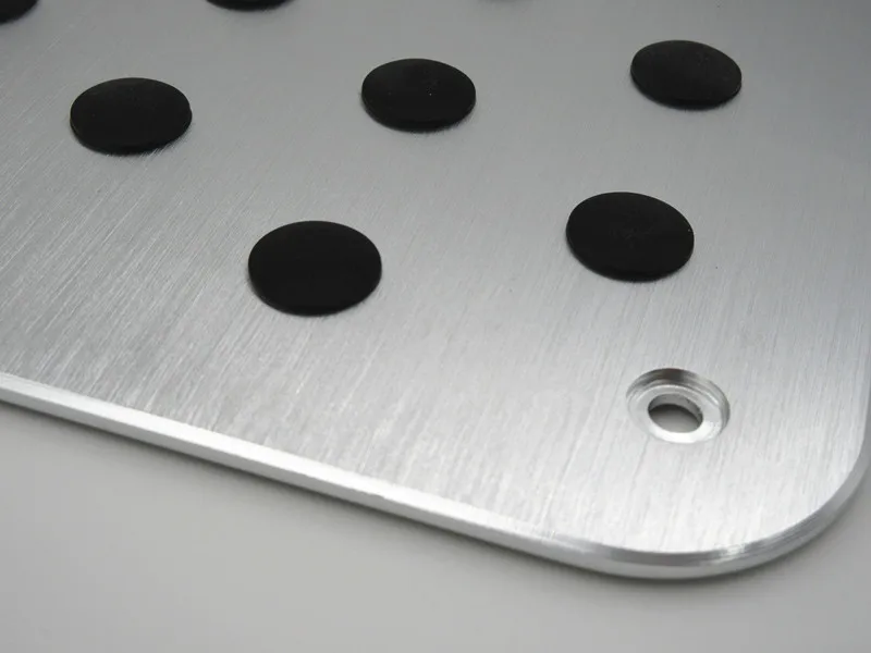 3238122687_1807552900