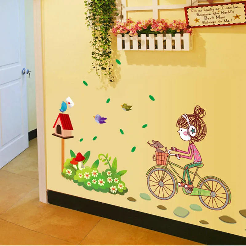 С помощью взрослых придумай и оформить настенный. Декор стен в детском саду. Оформление творческой стены для детских работ. Декор стен деревом. Декор стен в доу.