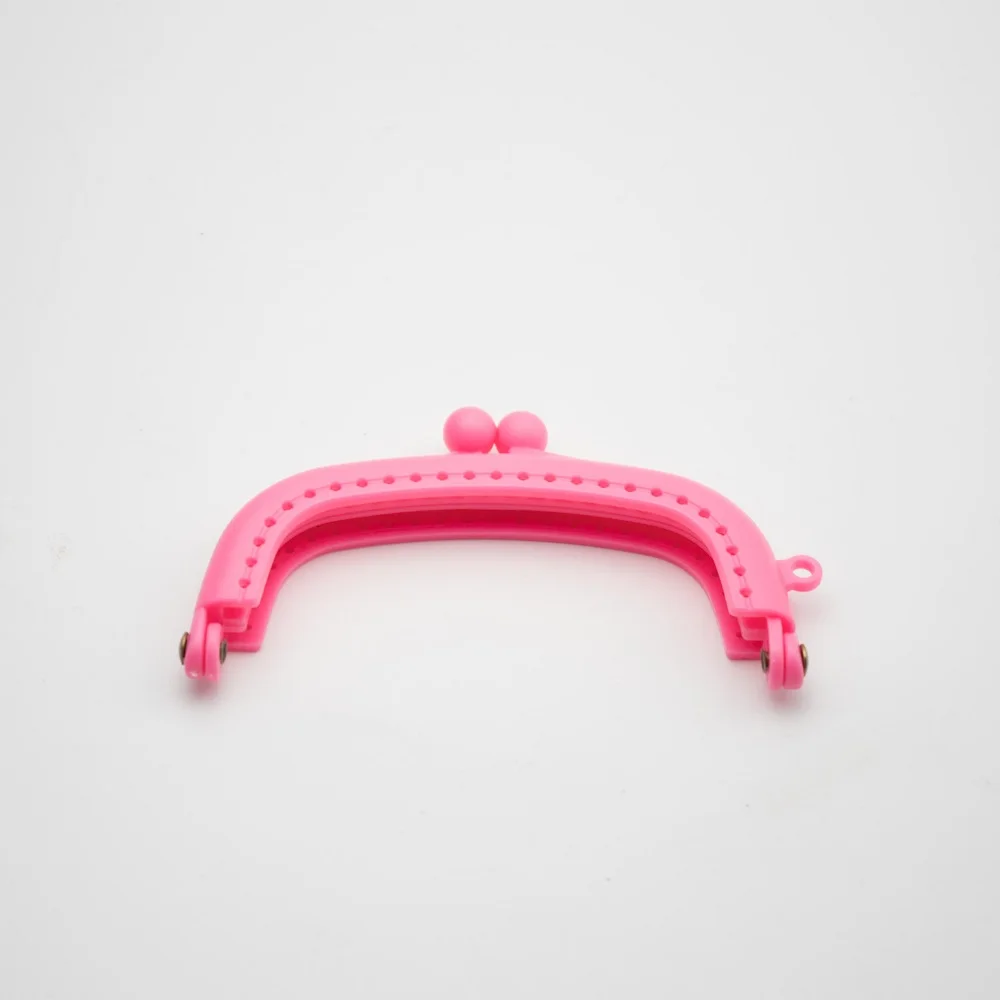 Pink ISKYBOB 1 шт. карамельный цвет смолы портмоне сумка дуги рамки поцелуй застежка замок Сумочка 8,5 см горячая распродажа - Цвет: Pink