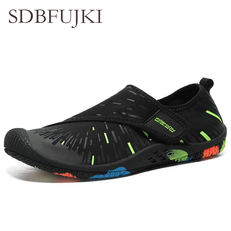 

2019 Hot Sale Men Aqua Shoes Summer Breathable Non-Slip Five Toe Shoes High Quality Indoor Yoga Unisex Outdoor Hiking Shoes