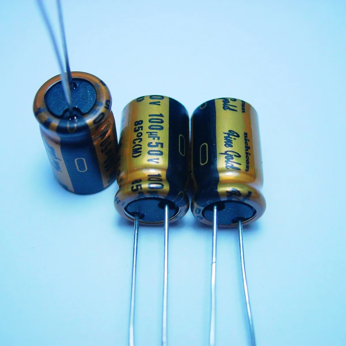 

10pcs/20pcs The original Local versions nagano NICHICON FG 50v100uf audio super capacitor electrolytic capacitors free shipping