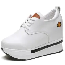 Onke Высокий каблук женские повседневные прогулочные черные/белые женские кроссовки обувь для отдыха дышащие увеличивающие рост туфли