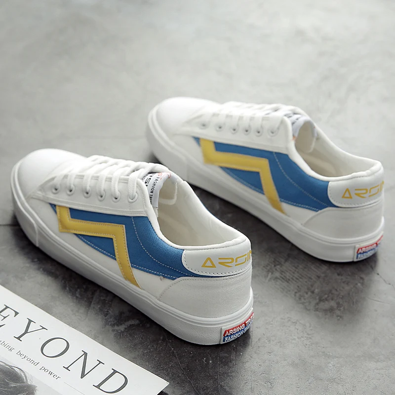 

2019 spring new canvas shoes Korean version of the wild casual shoes trend men's shoes student shoes