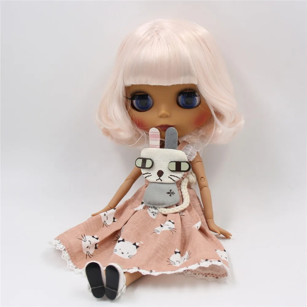 Bellinda – Premium Custom Neo Blythe Doll with Pink Hair, Dark Skin & Matte Cute Face 3