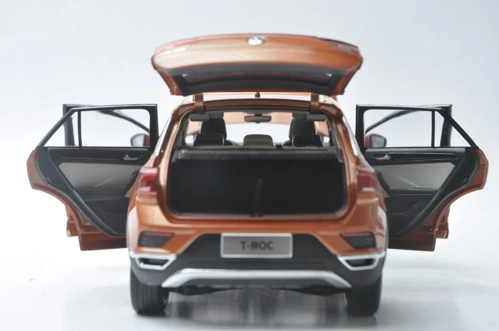 1:18 литая под давлением модель для Volkswagen VW T-ROC SUV оранжевая Игрушечная машина из сплава миниатюрная коллекция подарок TROC T Roc