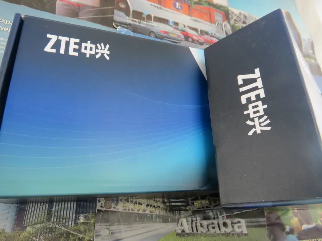 

Portable Original Unlocked ZTE MF60 HSPA+ 21M 3G Wireless Router Pocket WiFi Router Mobile Hotspot SIM Card Slot,Network Sharing